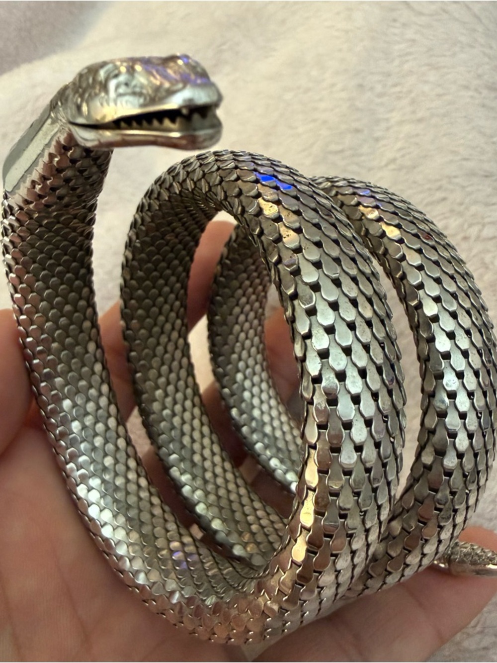 Vintage 1960s Whiting & Davis Silver Coiled Serpent Bracelet 🖤 - Picture 13 of 17